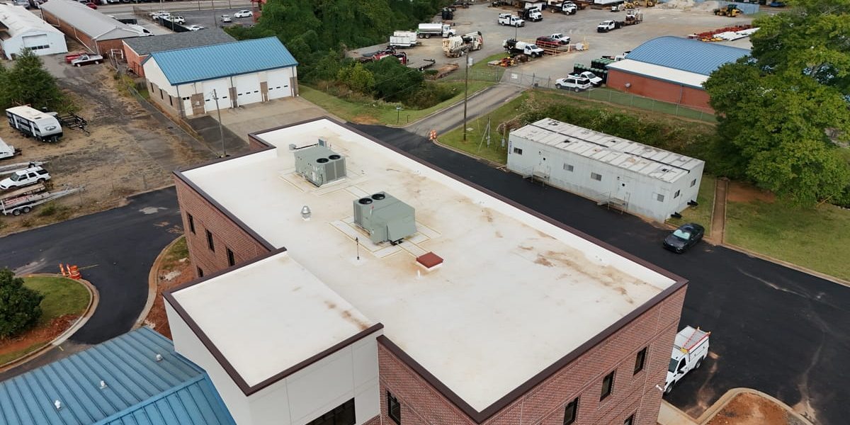 Beautifully finished commercial roof replacement in Lilburn & Metro Atlanta